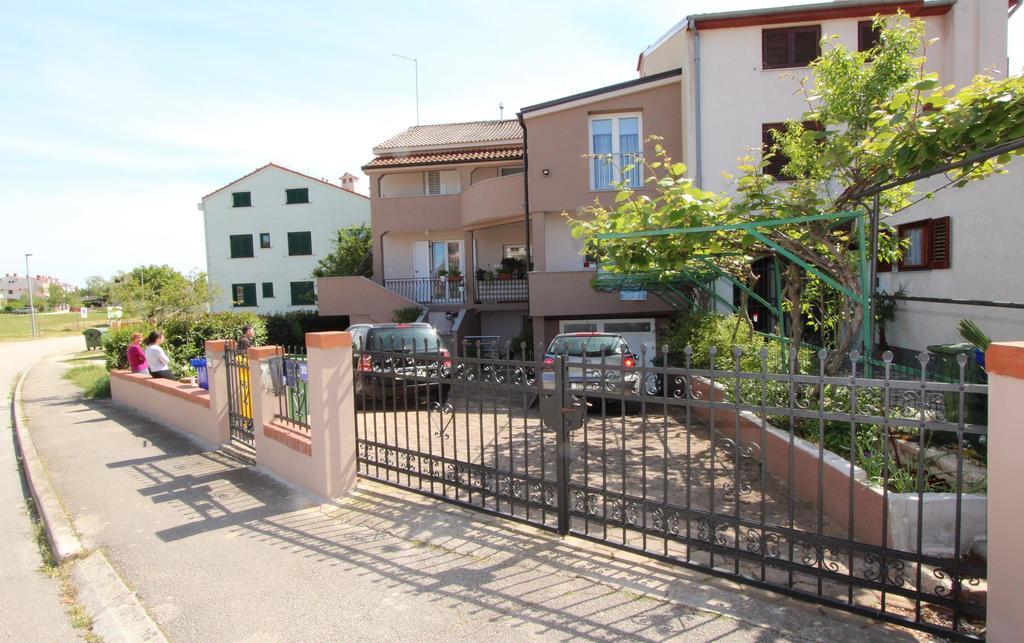 Apartments Eni Rovinj Exterior foto